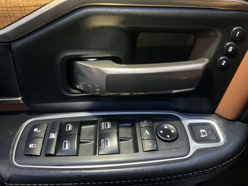 Used 2020 RAM 2500 Limited image 29