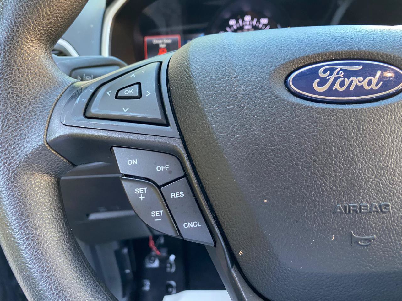 Used 2021 Ford Edge SE FWD image 57