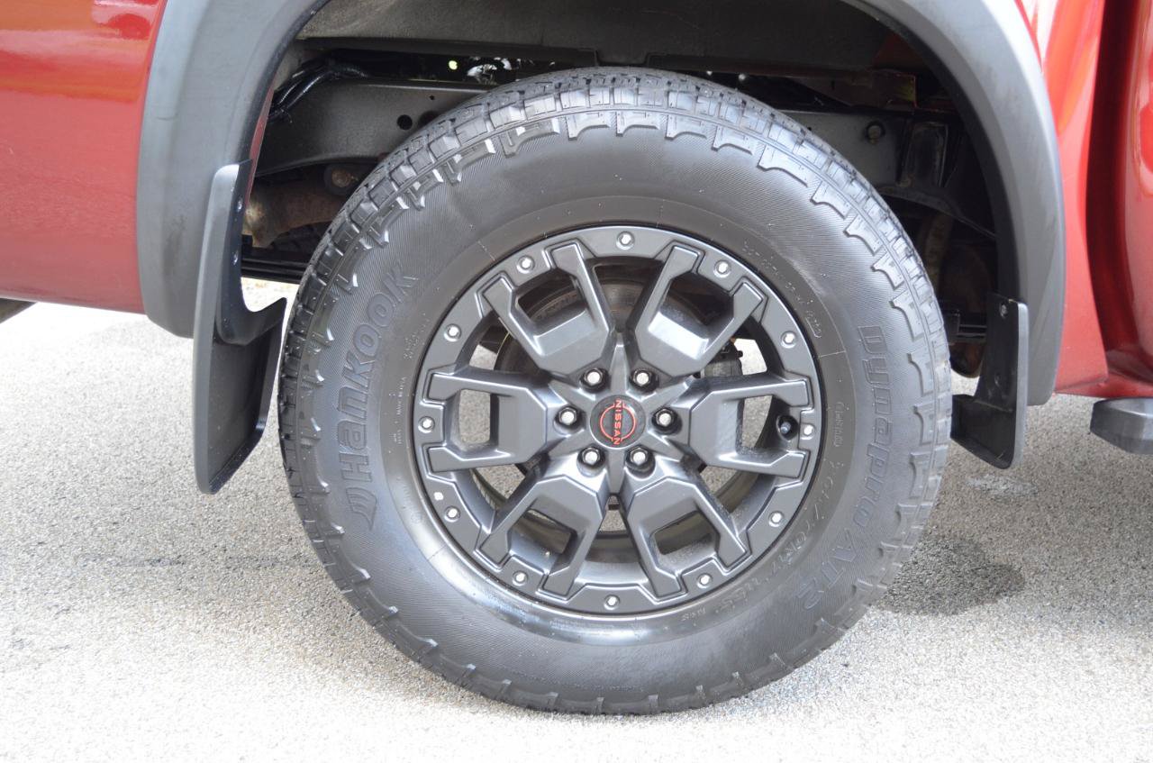Used 2023 Nissan Frontier PRO-4X w/ Pro-4X Premium Package AWD/4WD image 11