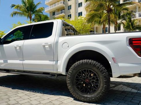 Used 2025 Ford F150 Raptor w/ Equipment Group 803A Raptor R AWD/4WD image 16