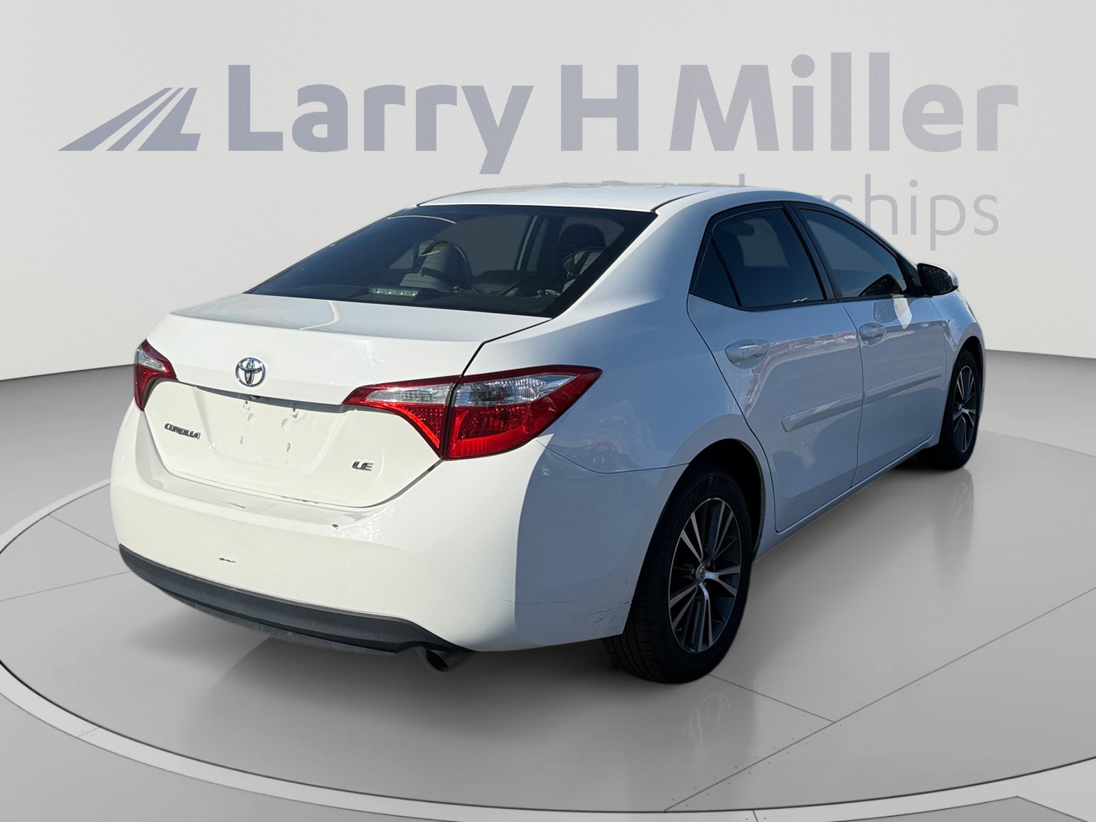 Used 2016 Toyota Corolla L FWD image 5