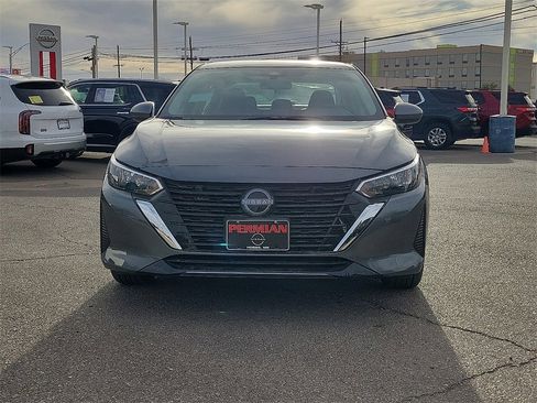 New 2025 Nissan Sentra SV image 3
