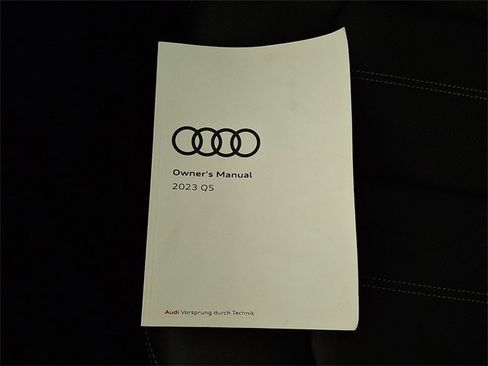 Used 2023 Audi Q5 2.0T Premium w/ Convenience Package image 27