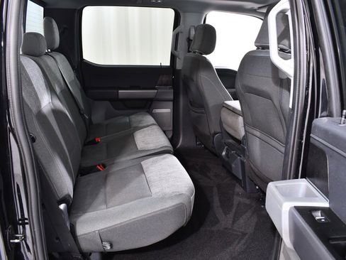 Used 2022 Ford F150 XLT w/ Equipment Group 302A High image 19