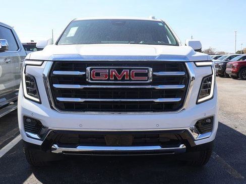 New 2026 GMC Yukon Elevation AWD/4WD image 2
