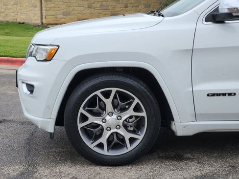 Used 2021 Jeep Grand Cherokee Overland AWD/4WD image 8