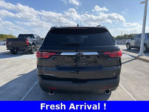Used 2023 Chevrolet Traverse LT image 18