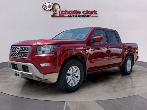 Used 2023 Nissan Frontier SV w/ SV Convenience Package RWD image 2
