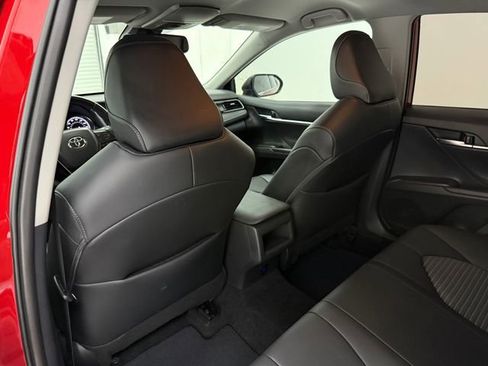 Used 2023 Toyota Camry SE w/ Convenience Package image 31