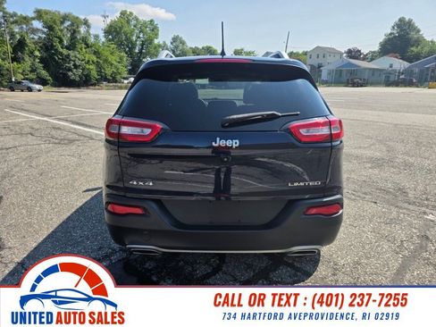 Used 2016 Jeep Cherokee Limited AWD/4WD image 4