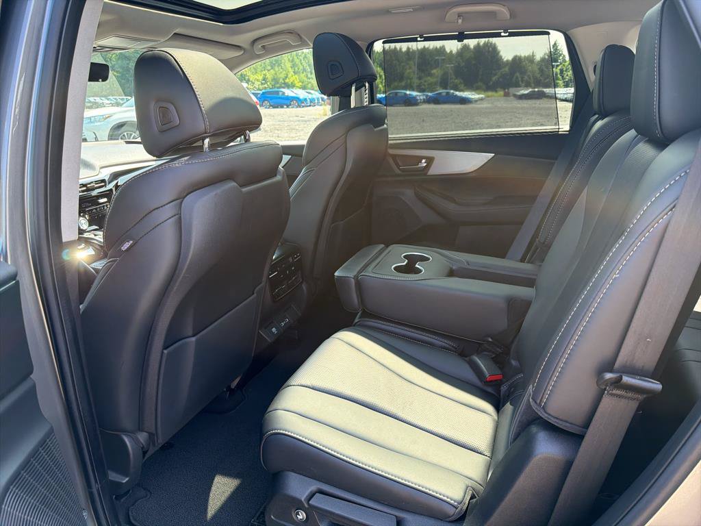 Certified 2024 Acura MDX w/ Technology Package AWD/4WD image 27