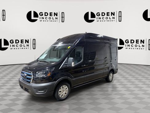 Used 2025 Ford E-Transit 148 High Roof image 4