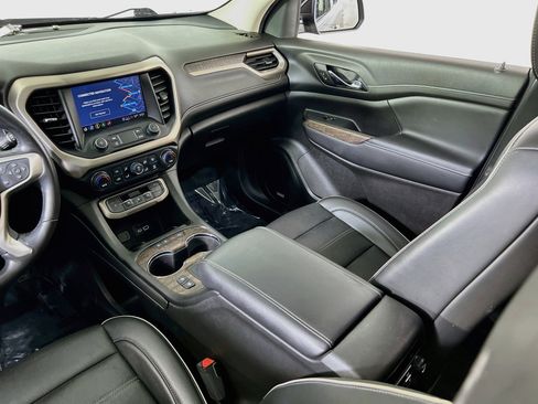 Used 2021 GMC Acadia Denali w/ Denali Ultimate Package AWD/4WD image 24