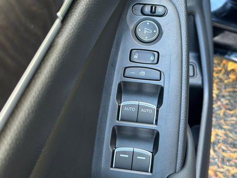 Used 2019 Honda Accord EX-L image 21