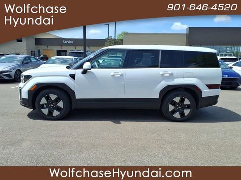 New 2026 Hyundai Santa Fe SE image 2