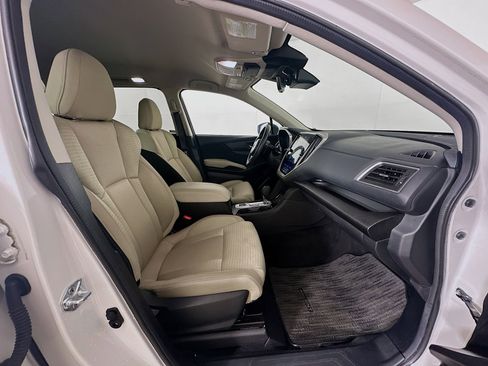 Used 2025 Subaru Ascent Premium image 32