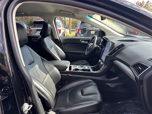 Certified 2021 Ford Edge Titanium w/ Cargo Accessory Package image 34