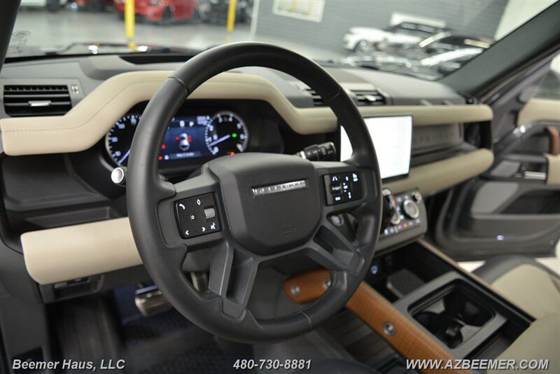 Used 2023 Land Rover Defender 130 X AWD/4WD image 33