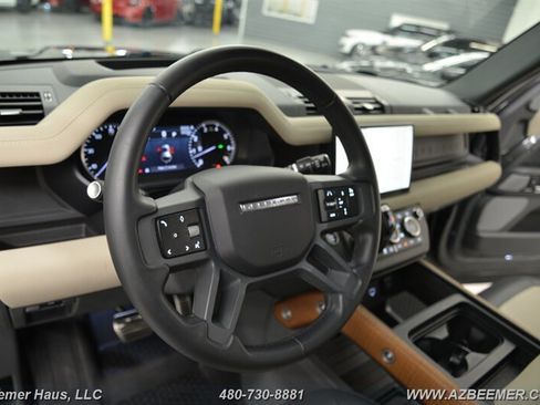 Used 2023 Land Rover Defender 130 X AWD/4WD image 33