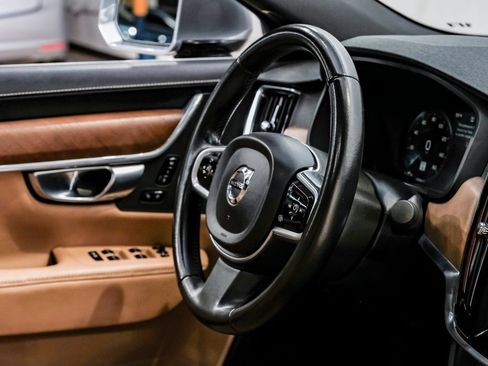 Used 2017 Volvo S90 T6 Inscription w/ Vision Package image 20