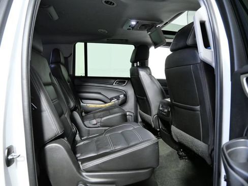 Used 2017 GMC Yukon XL Denali w/ Open Road Package AWD/4WD image 14