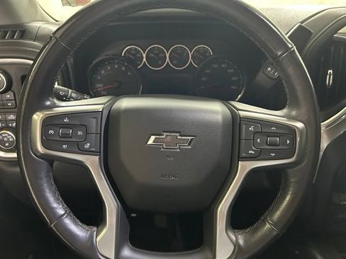 Used 2020 Chevrolet Silverado 1500 LT Trail Boss AWD/4WD image 17