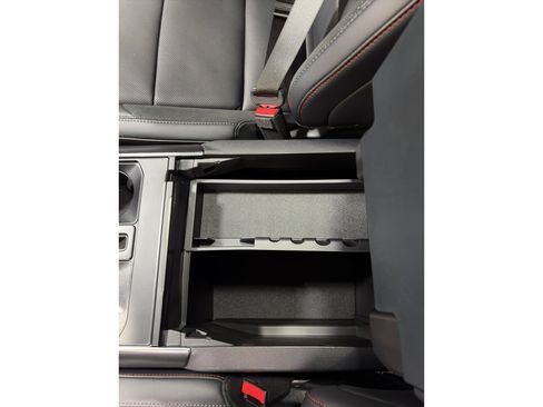 Used 2025 Ford F150 Raptor AWD/4WD image 23