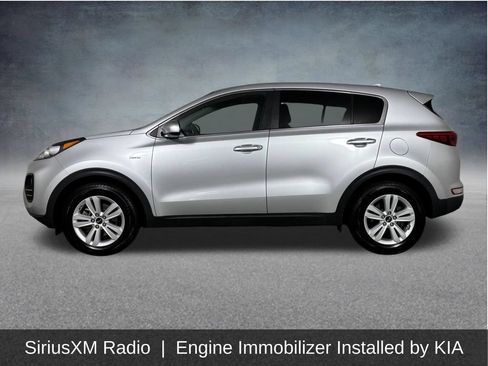 Used 2017 Kia Sportage LX AWD/4WD image 5