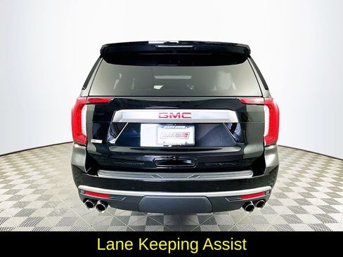 Used 2022 GMC Yukon XL Denali AWD/4WD image 9