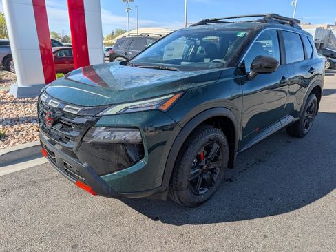 New 2026 Nissan Rogue SV AWD/4WD image 3