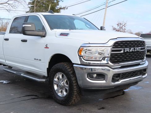 Used 2024 RAM 2500 Big Horn AWD/4WD image 24