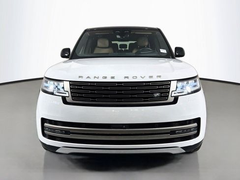 Used 2024 Land Rover Range Rover Long Wheelbase SE AWD/4WD image 2