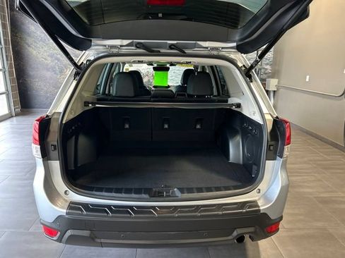 Used 2023 Subaru Forester Limited AWD/4WD image 32