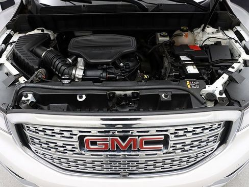 Used 2019 GMC Acadia Denali w/ Technology Package image 31