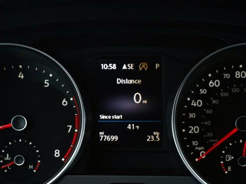 Used 2018 Volkswagen Tiguan SEL image 28