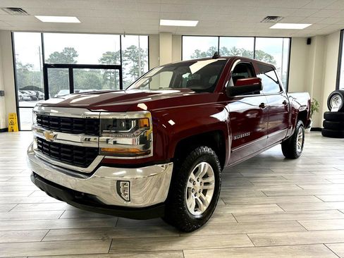 Used 2017 Chevrolet Silverado 1500 LT w/ All Star Edition image 3