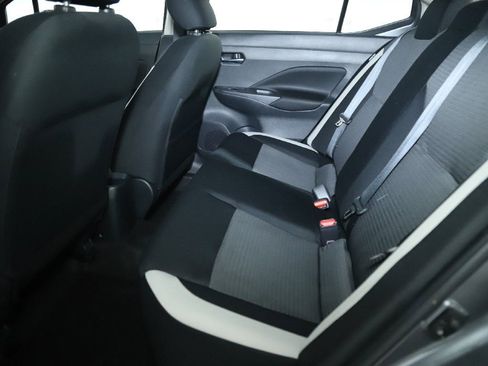 Used 2022 Nissan Versa SV w/ Trunk Package image 14