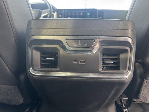 Used 2022 Chevrolet Silverado 1500 LTZ image 28