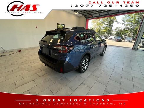Used 2021 Subaru Outback AWD/4WD image 7