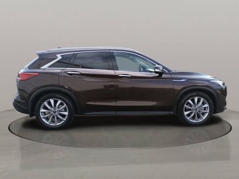 Used 2020 INFINITI QX50 Luxe w/ Navigation Package image 7