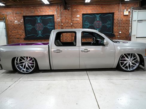 Used 2009 Chevrolet Silverado 1500 LT w/ Texas Edition RWD image 23