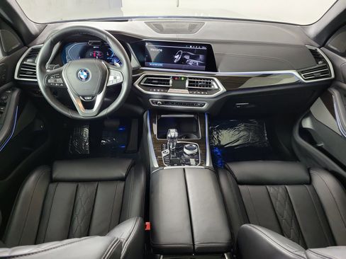 Certified 2023 BMW X5 xDrive45e w/ Executive Package image 11