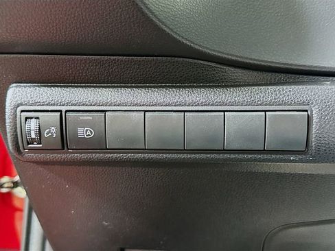 Used 2022 Toyota Corolla SE image 12