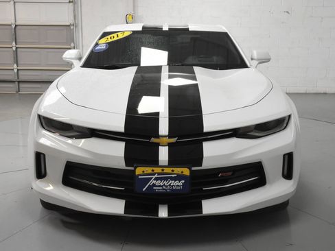 Used 2017 Chevrolet Camaro LT RWD image 4