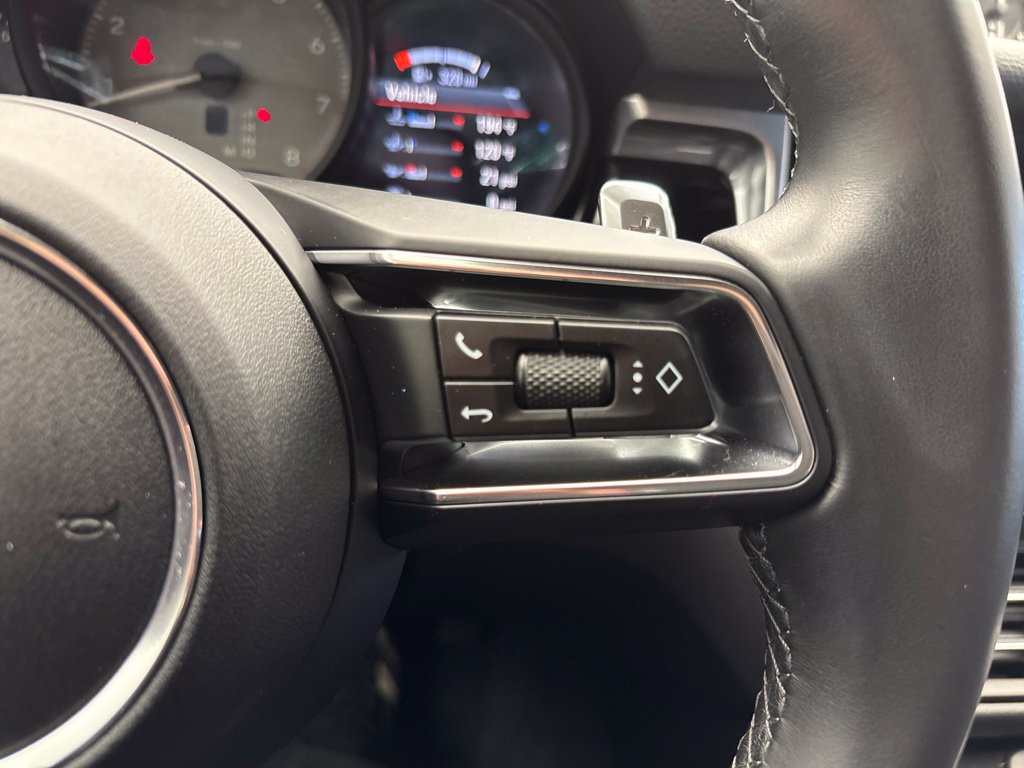 Certified 2023 Porsche Macan S AWD/4WD image 36