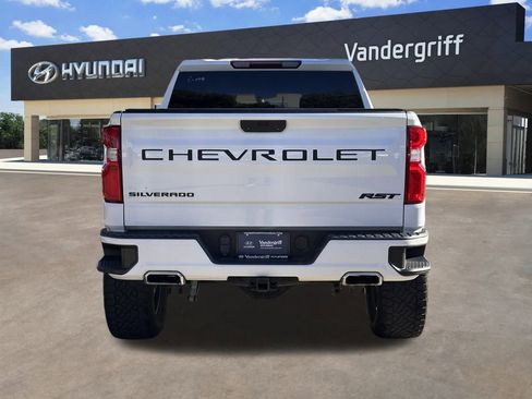 Used 2021 Chevrolet Silverado 1500 RST image 11
