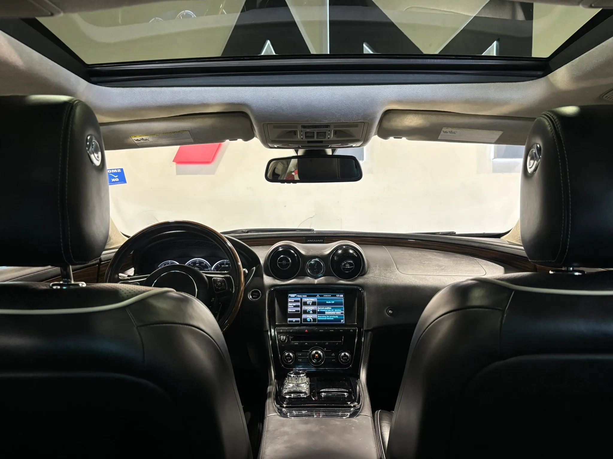 Used 2015 Jaguar XJ L Portfolio AWD/4WD image 9