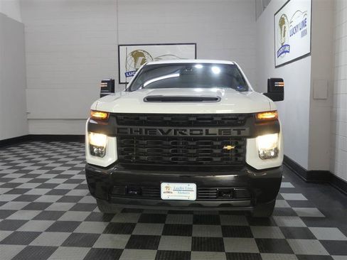 Used 2020 Chevrolet Silverado 2500 W/T w/ WT Convenience Package AWD/4WD image 2
