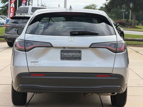 Certified 2026 Honda HR-V LX image 3