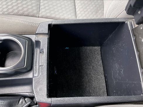 Used 2021 Toyota Tacoma SR RWD image 23